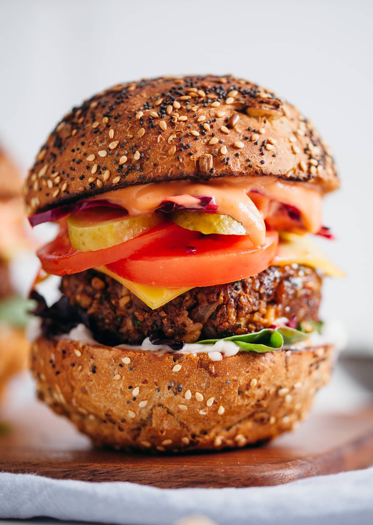 Easy Vegan Burger SO VEGAN