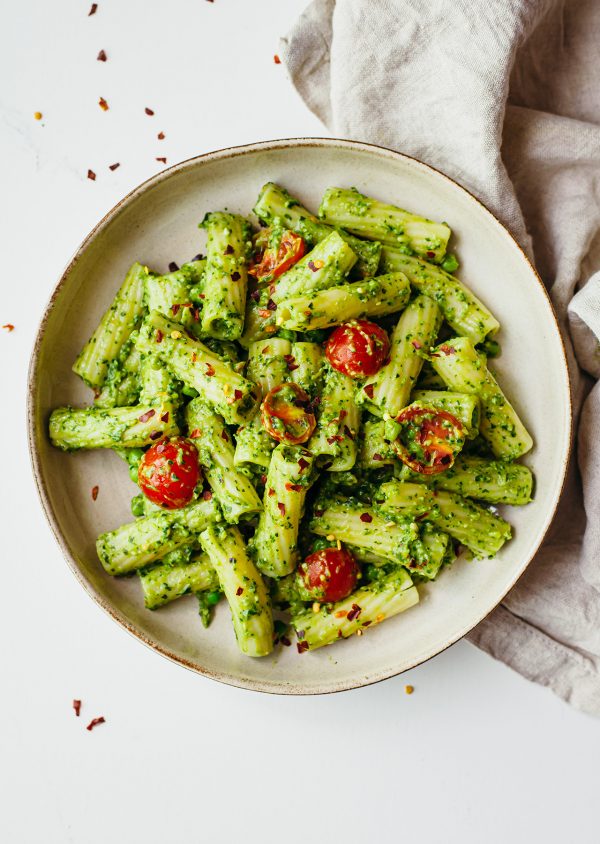 Avocado Pesto Pasta - SO VEGAN