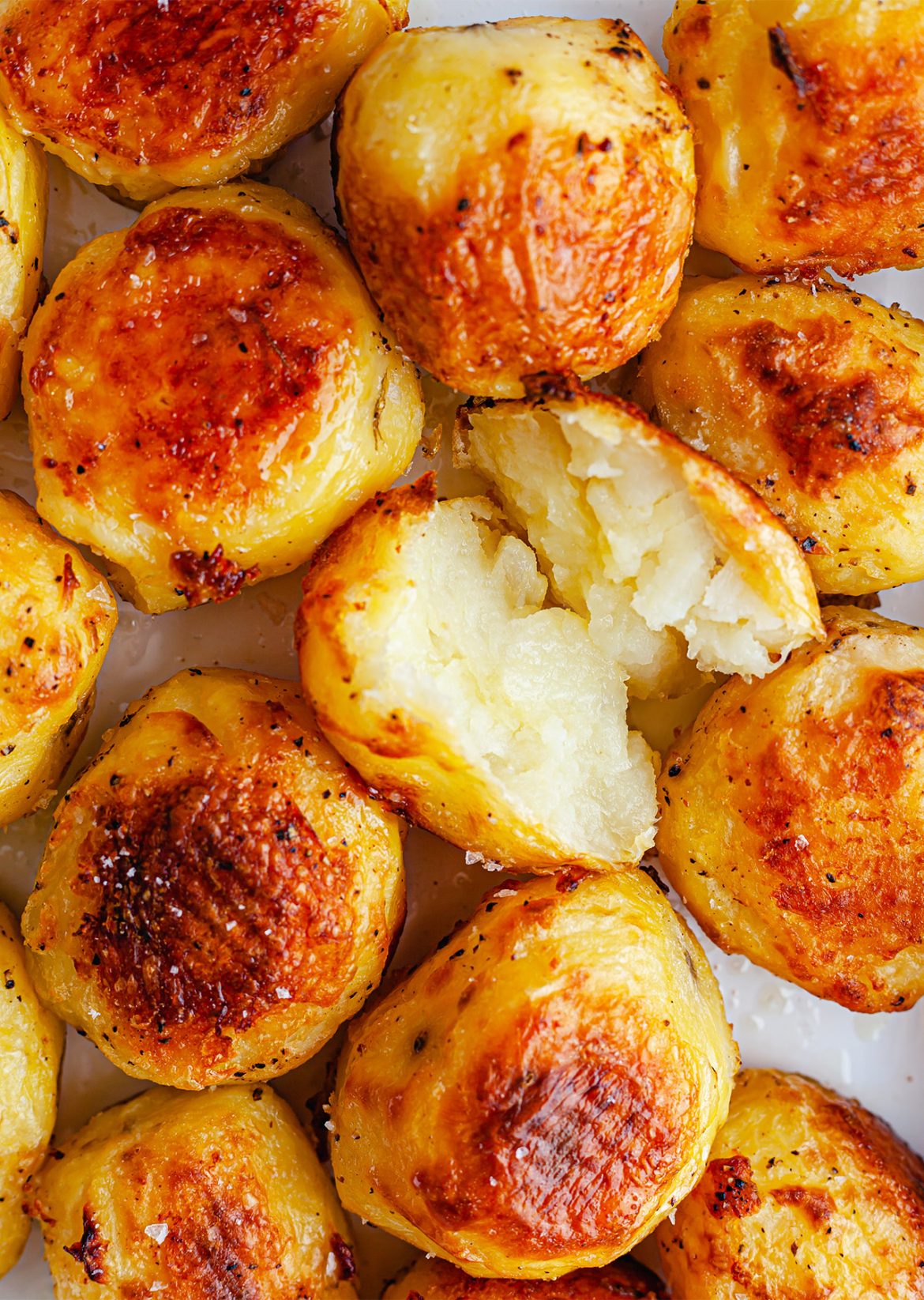 Classic Roast Potatoes - SO VEGAN